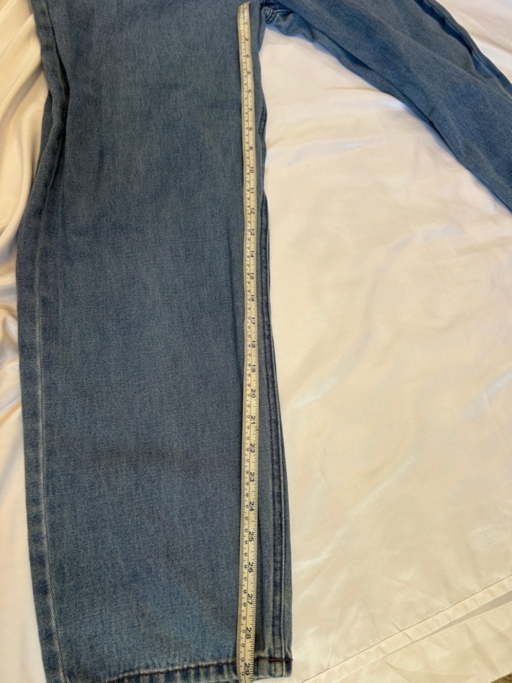 Empyre Women's Blue Wide-Leg Jeans - Picture 9 of 10